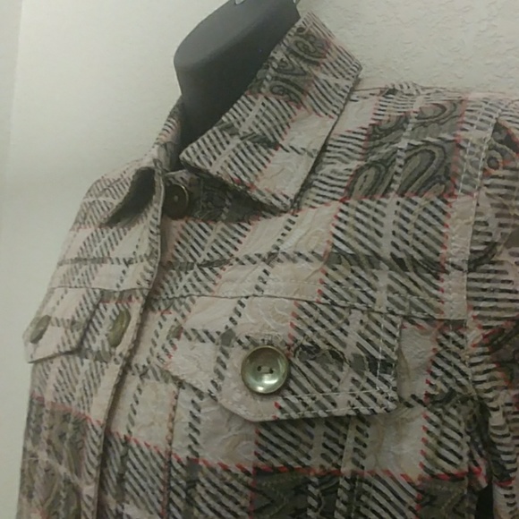 Analogy Petite Khaki Plaid Jacket - Picture 2 of 8